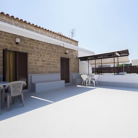 Stavros Pension Rhodes City エクステリア 写真