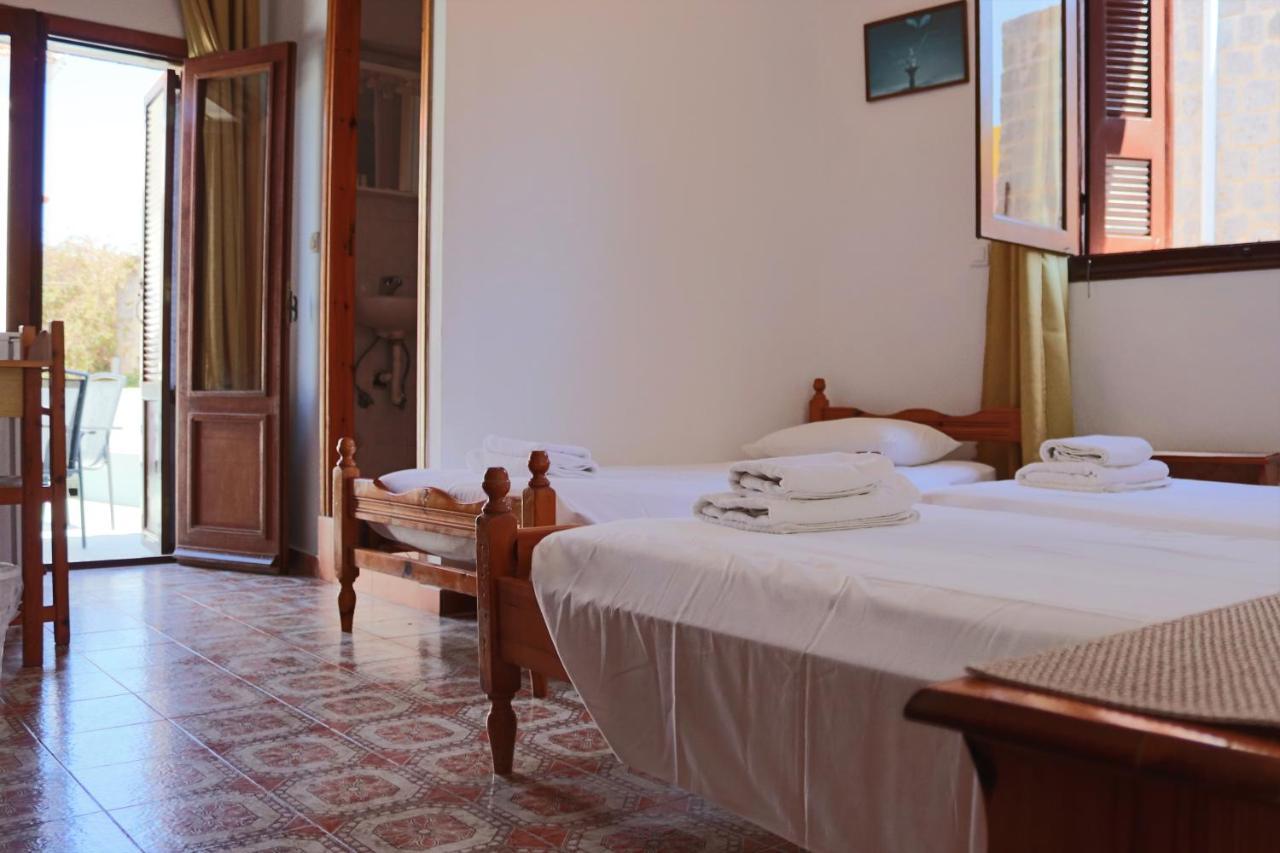 Stavros Pension Rhodes City エクステリア 写真